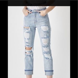 Risen straight leg distressed NWT size 11